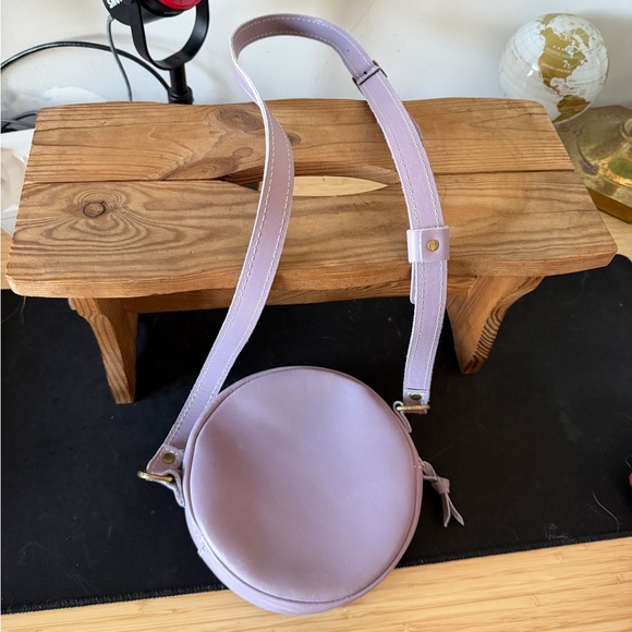 Portland Leather Small Circle Crossbody Bag - Picture 5 of 6